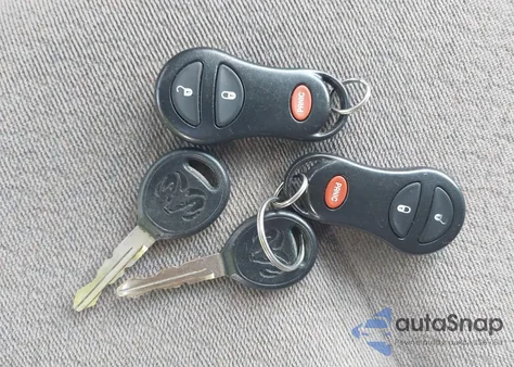 2003 Dodge Grand Caravan Sport from USA, damaged, VIN 1D4GP44393B306907